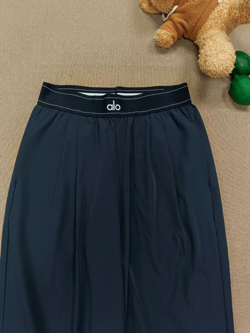 ALO Yoga Suit Up Trouser😆Navy Blue🌹Flowy Wide Straight Leg Pant|Regular|Chic - Picture 8 of 9